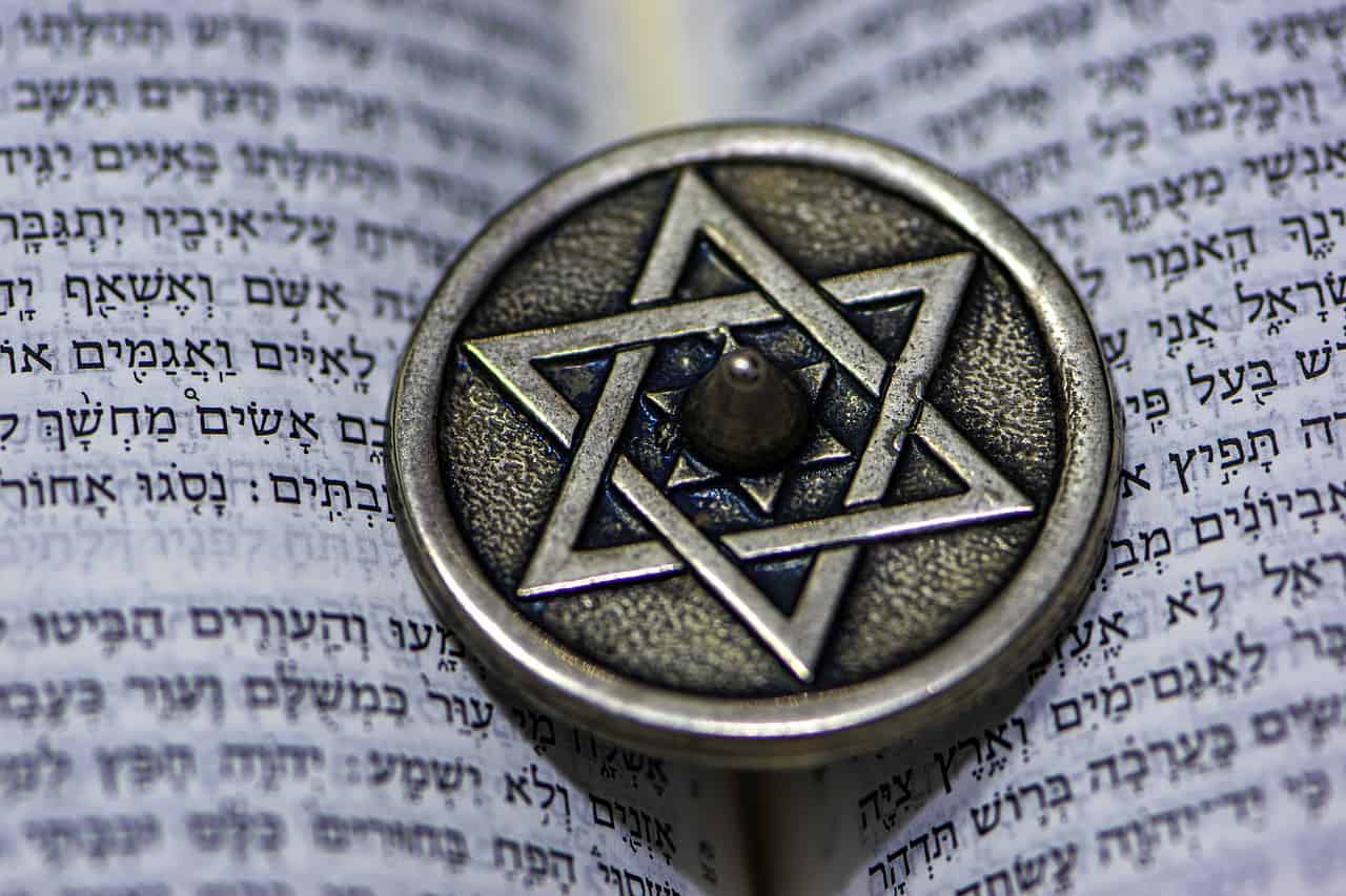 4 סוגים של רהיטי קודש